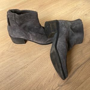 Dolce Vita black/grey suede booties!! Like new!